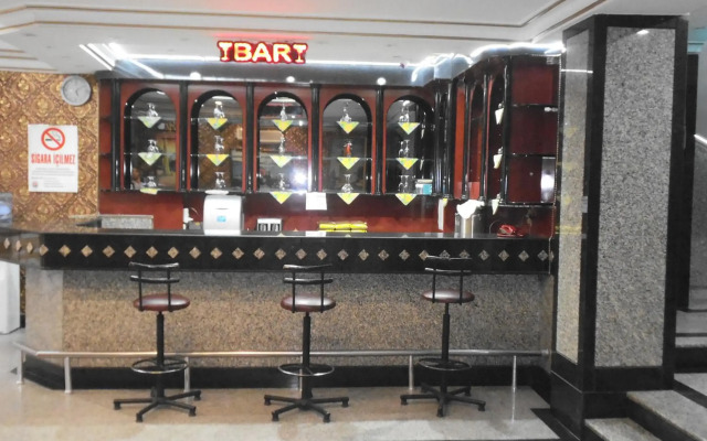 Grand Oral Hotel