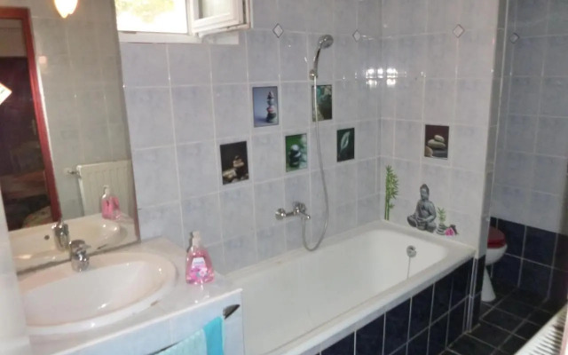 Lugas Apartman