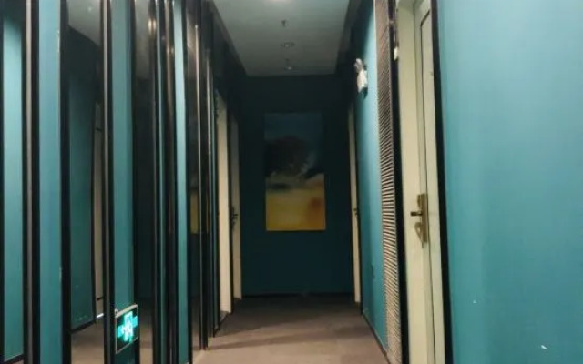 Shangyijia Themed Hostel