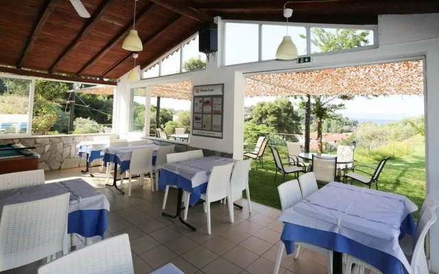 Filia Studios & Apartments