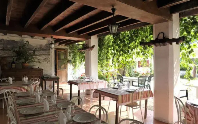 Hôtel - Restaurant Les Bains de Secours