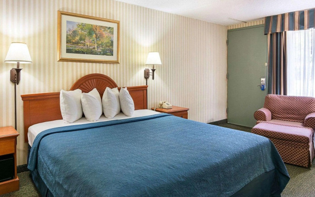 Rodeway Inn Joint Base Andrews Area