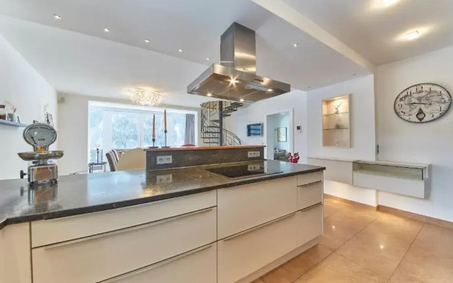 Marys Holiday Penthouse
