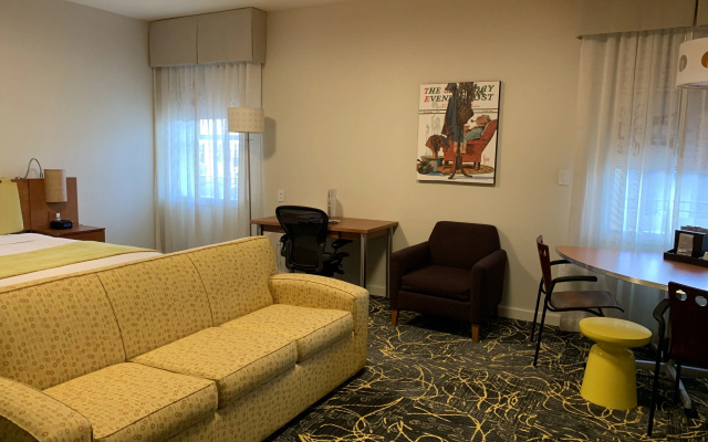 Chestnut Hill Hotel