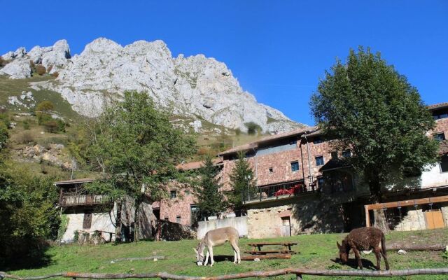 Hosteria Del Huerna