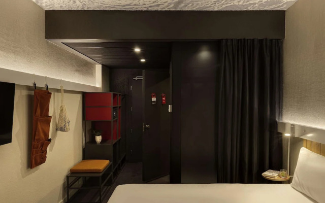Ibis Kyiv Beresteiska