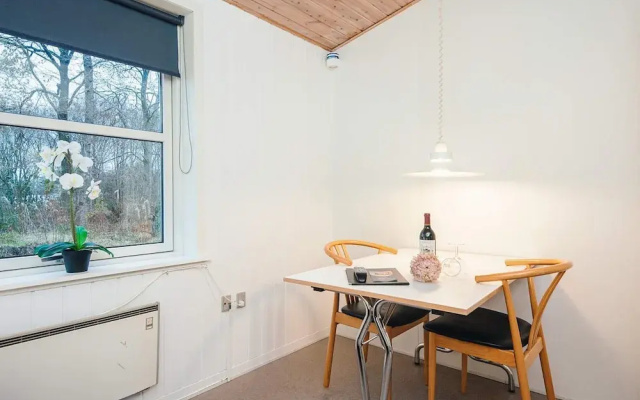 Holiday Home for 2 Guests, Ansager