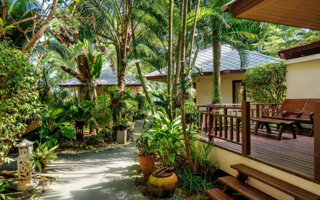 Promtsuk Buri Resort