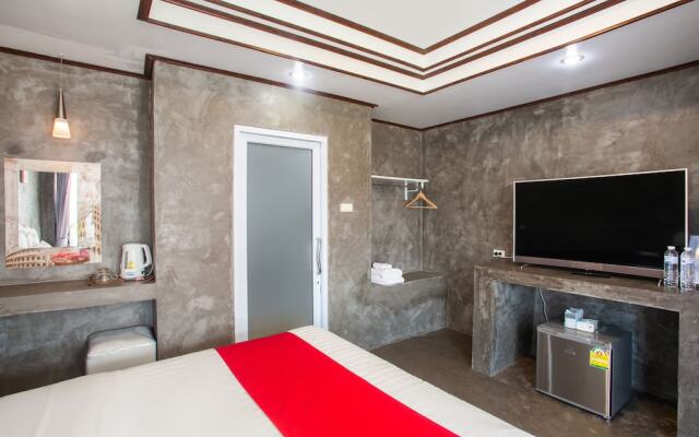 OYO 659 Loft House Homestay