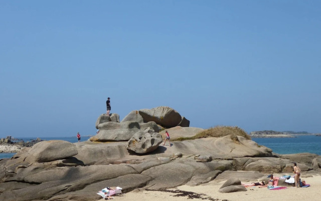 Large House Near Beach for 12