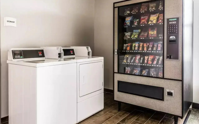 Quality Inn Grove City - Columbus South