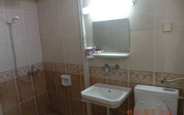 Hotel Zelve