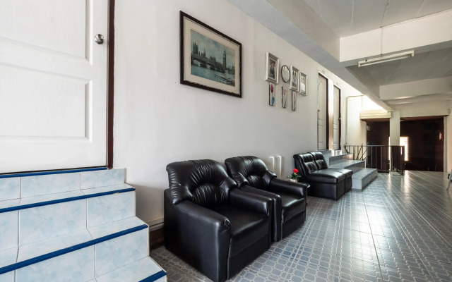 Uma Apartment By OYO Rooms