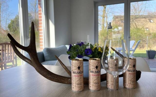 Holiday Home Time out