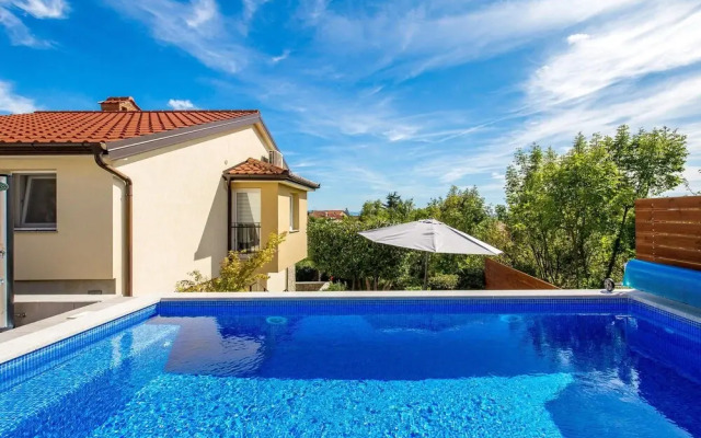 Stunning Home in Matulji With Wifi and 4 Bedrooms