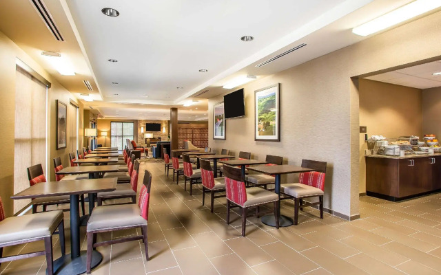 Comfort Inn PA Turnpike - 1-81