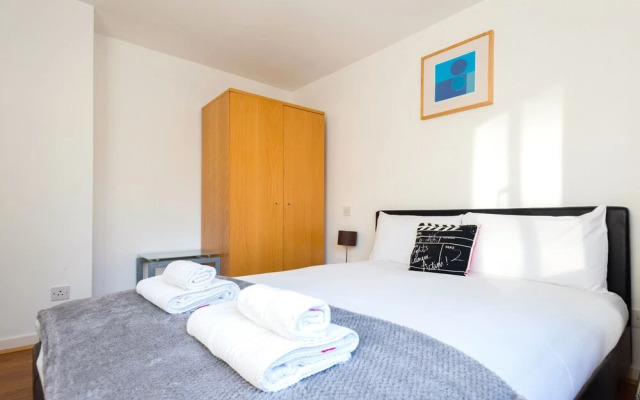 Platinum Apartments in Southwark 9992