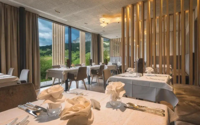 Hotel Lech Da Sompunt