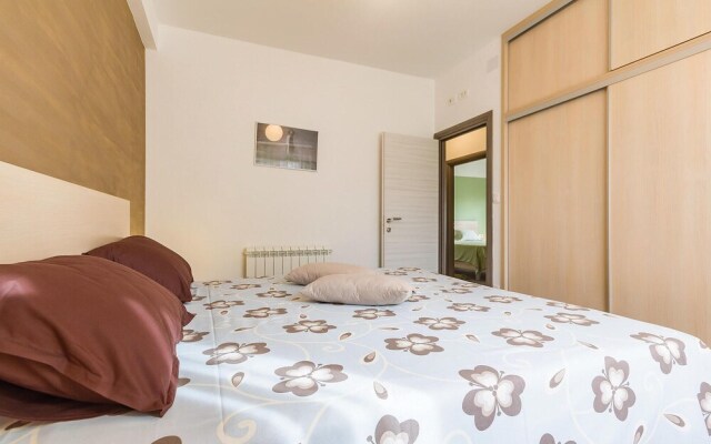 Nice Home in Medulin With Wifi and 3 Bedrooms