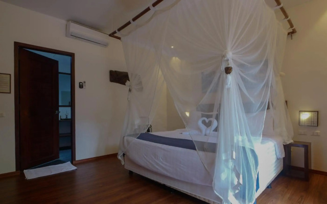 Last Frontier Beach Resort - Adults Only