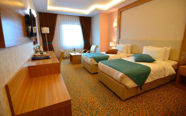 Tasar Royal Hotel