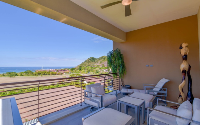 Miramar 5B 2 bdr Ocean View in Los Suenos