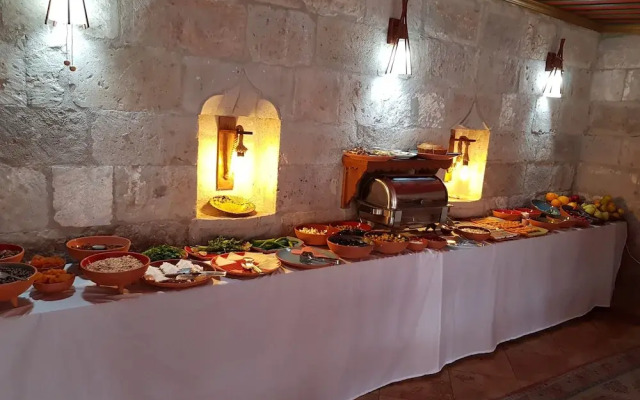 Dervish Cave Suites