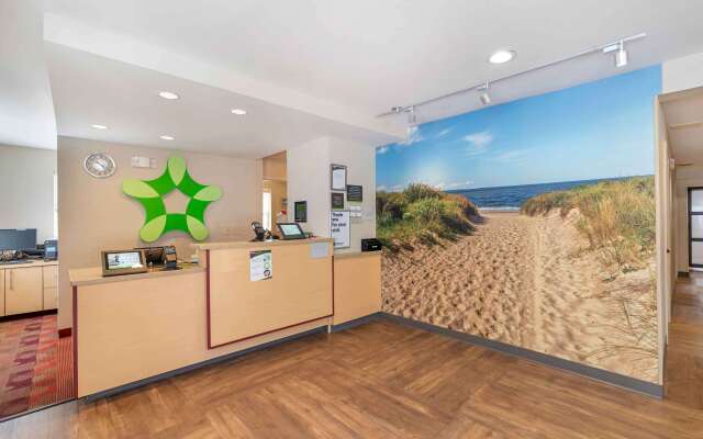 Extended Stay America Suites - Norfolk - Virginia Beach