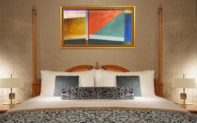 Отель Luxe Avenue