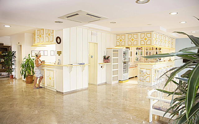 Theonia Hotel