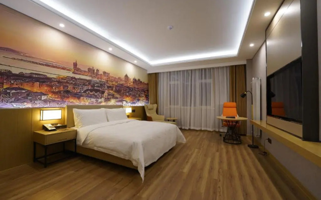Joy Fall Hotel