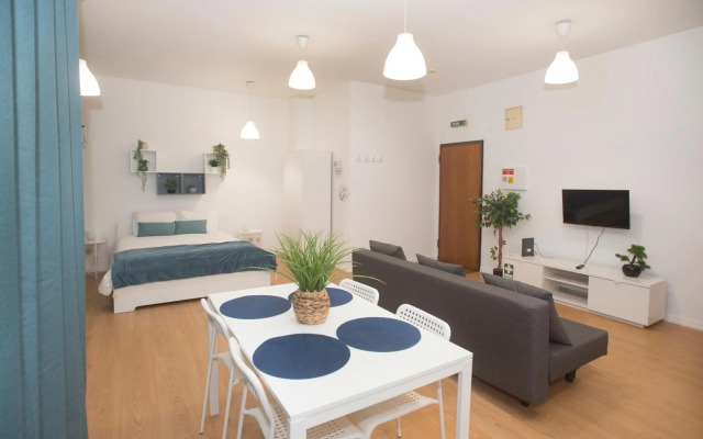 Bonsai Apartment III