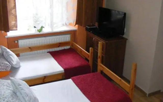 West13 Guest Rooms