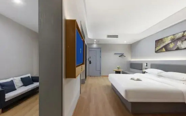 7 Days Premium Hotel (Zhengzhou Xinzheng International Airport)