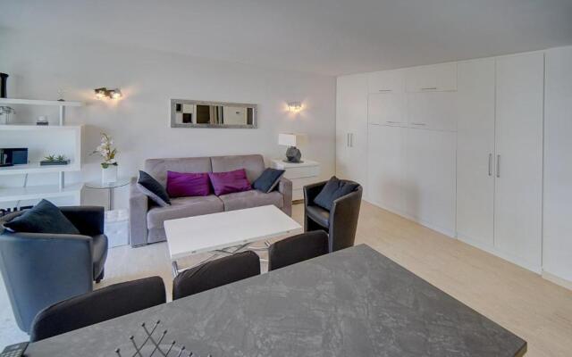 IMMOGROOM - 5 min from beach -Terrace - AC - Parking