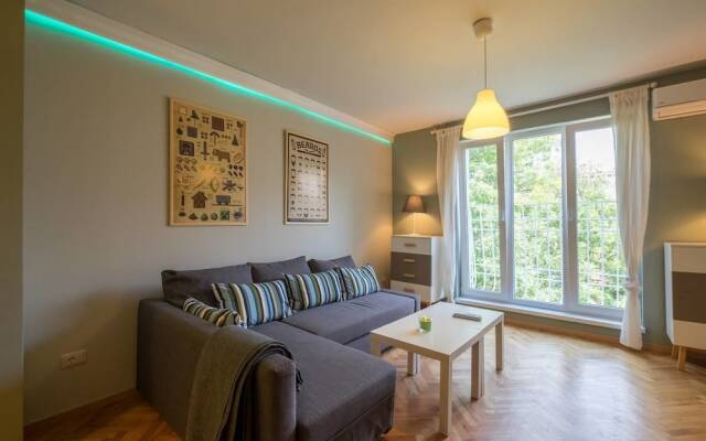 Fm Premium 1 Bdr Apartment Funky Design