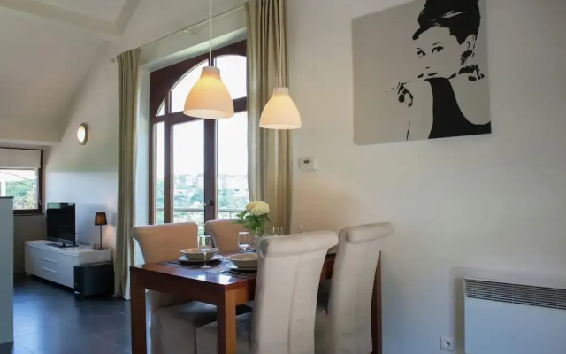 Luxury Apartment in Malmedy with Hot Tub