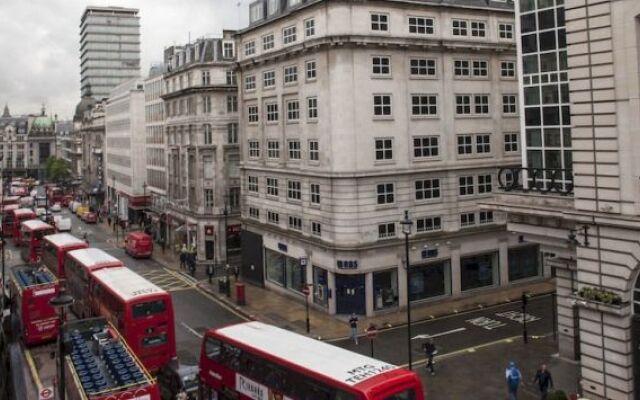 Piccadilly Circus Apartments