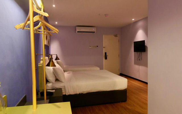 Le Embassy Hotel Georgetown