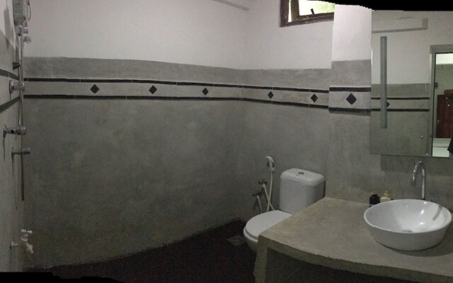 the saffron airport villa