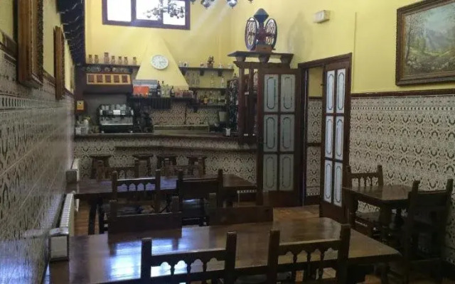 Hostal Mimosa