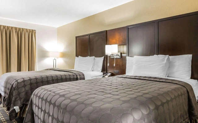 Econo Lodge Coliseum