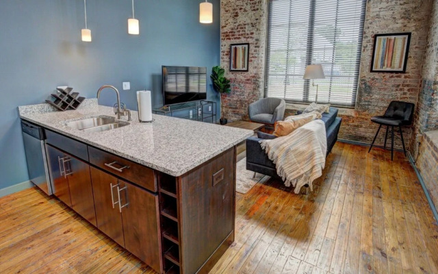 2 Bedroom, Hawthorne Lane