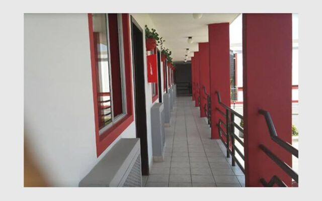 Hotel El Descanso Inn