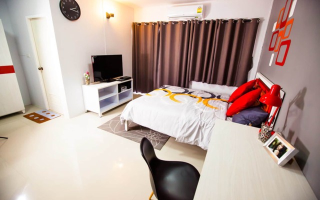 Room 9 Residence - Adult Only