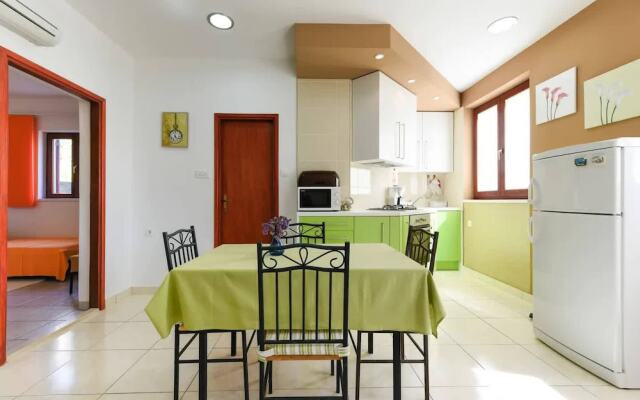 Modern Apartment Arena Near the Beach Jaz