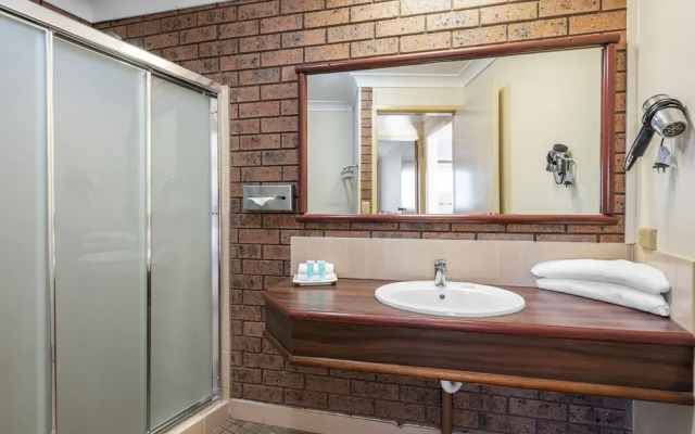 Bomaderry Motor Inn