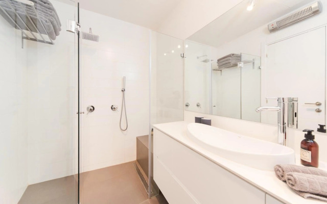 4 Bedroom Rotschild Tower