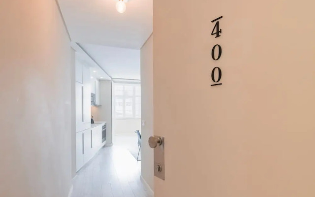 Carmo 43 by LovelyStay