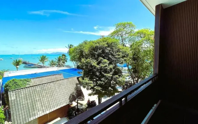 Rockstar Beach Apartments